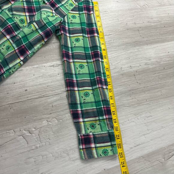 American Sweetheart Flannel Soft Fall Plaid Floral Long Sleeve Button Down Shirt - Picture 8 of 9